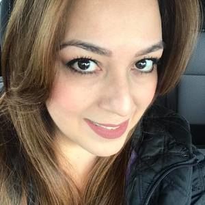 Meet your Posher, Beatriz